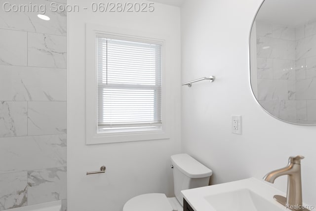 1590 Chapin Ave, Birmingham, MI 48009 - full bath featuring vanity, plenty of natural light, and a shower