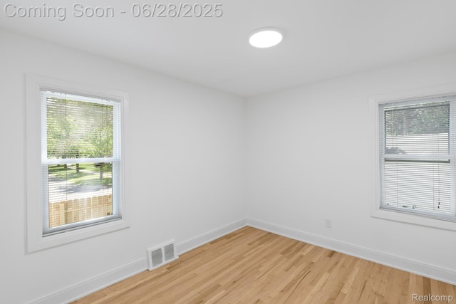 1590 Chapin Ave, Birmingham, MI 48009 - unfurnished room with light wood-style flooring and baseboards