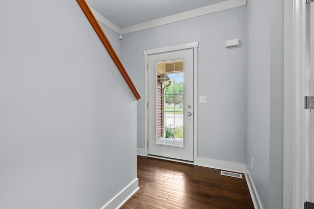 5661 Attleberry Ave, Kalamazoo, MI 49009 - entryway with baseboards and wood finished floors