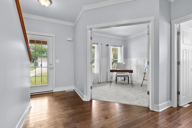 5661 Attleberry Ave, Kalamazoo, MI 49009 - foyer entrance with ornamental molding and dark wood-style floors
