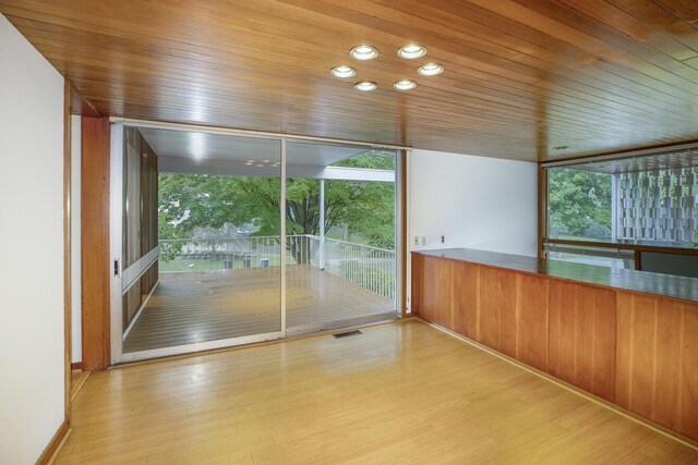 2427 Londonderry Rd, Ann Arbor, MI 48104 - photo 24