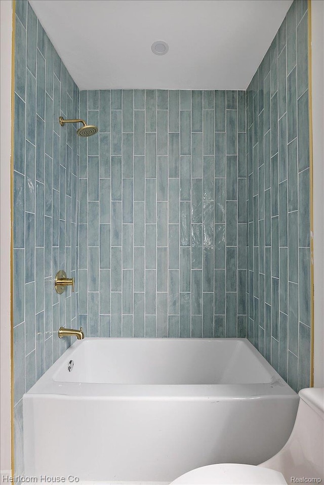 16514 Wildemere St, Detroit, MI 48221 - bathroom featuring bathtub / shower combination and tile walls