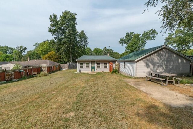 1213 Thomson Rd, Niles, MI 49120 - back of property