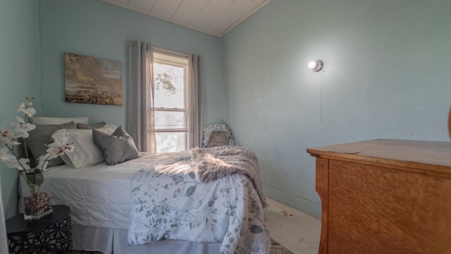 18216 S Schwark Rd, Three Oaks, MI 49128 - bedroom with crown molding