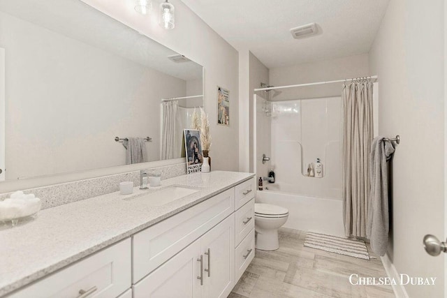 611 Bedford Falls Dr, Sparta, MI 49345 - full bath with vanity and shower / bath combo