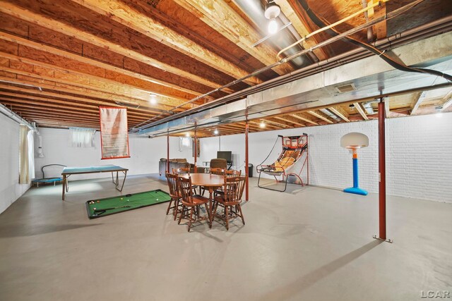 2099 Friar Tuck Cir, Adrian, MI 49221 - unfinished below grade area with billiards
