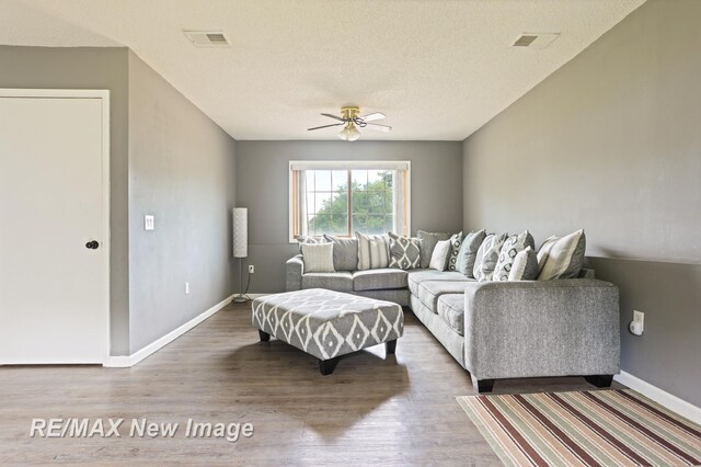 3535 Hermansau Dr, Saginaw, MI 48603 - photo 29