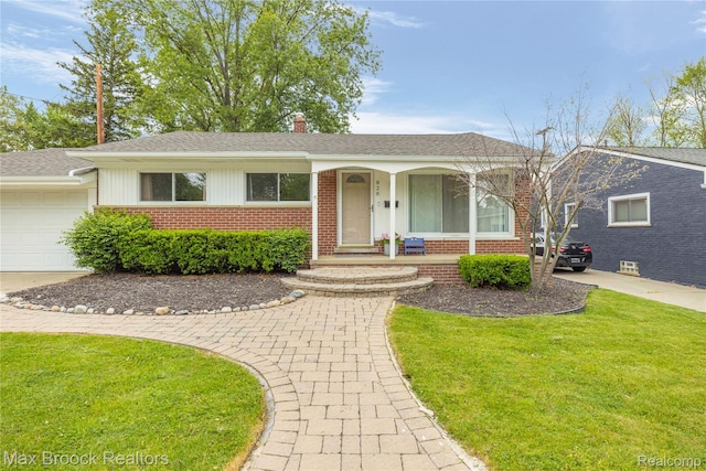 828 W Baker Ave, Clawson, MI 48017 - photo 1