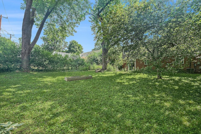 2375 Pontiac Trl, Ann Arbor, MI 48105 - view of green lawn