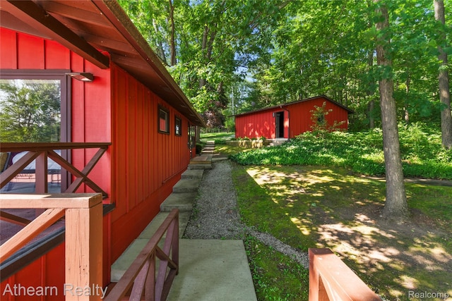 6600 W Shore Dr, Weidman, MI 48893 - view of yard