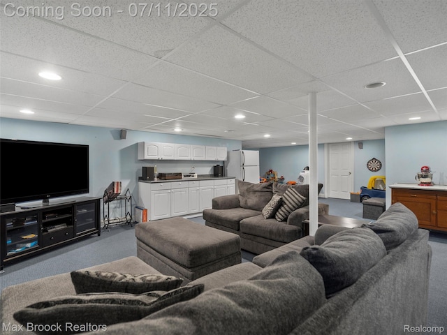 39104 Devonshire Ct, Harrison Township, MI 48045 - carpeted living area featuring a drop ceiling, wet bar, and recessed lighting