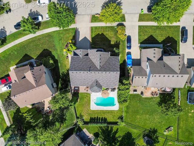 39104 Devonshire Ct, Harrison Township, MI 48045 - bird's eye view of a pool area