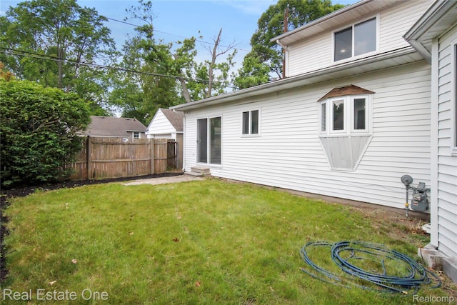 3321 Stone St, Port Huron, MI 48060 - back of house featuring entry steps