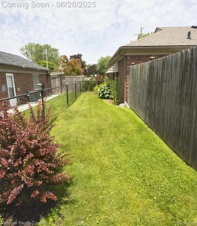 20216 E 11 Mile Rd, Saint Clair Shores, MI 48081 - photo 14