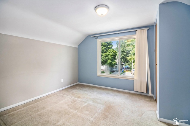 5369 Weddell St, Dearborn Heights, MI 48125 - bonus room featuring lofted ceiling and carpet flooring