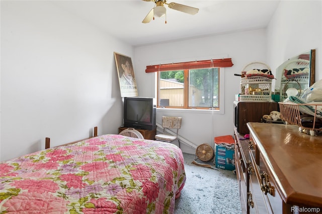 4175 Cherokee St, Gladwin, MI 48624 - bedroom with carpet and a ceiling fan