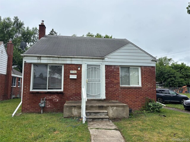 17753 Woodbine St, Detroit, MI 48219 - photo 1