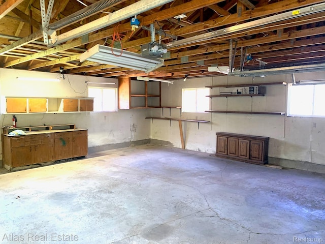 6201 S Main St, Clarkston, MI 48346 - view of garage