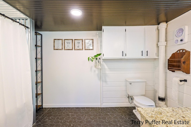 721 17 Mile Rd, Kent City, MI 49330 - bathroom with tile patterned floors, curtained shower, and recessed lighting