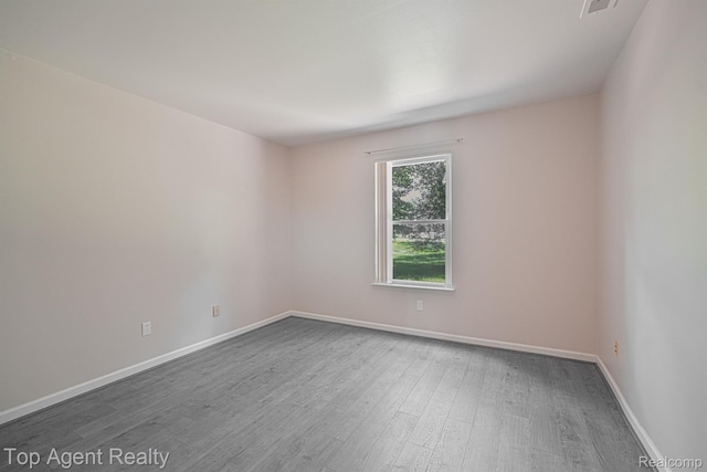 1676 Clemens Cir, Rochester Hills, MI 48307 - photo 5