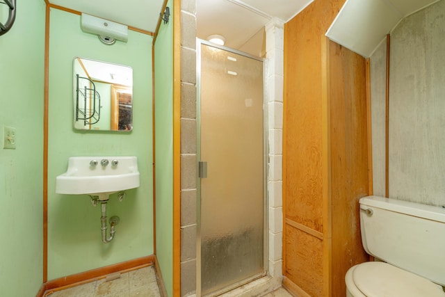 1129 Par 4 Cir, Kalamazoo, MI 49008 - bathroom with a stall shower