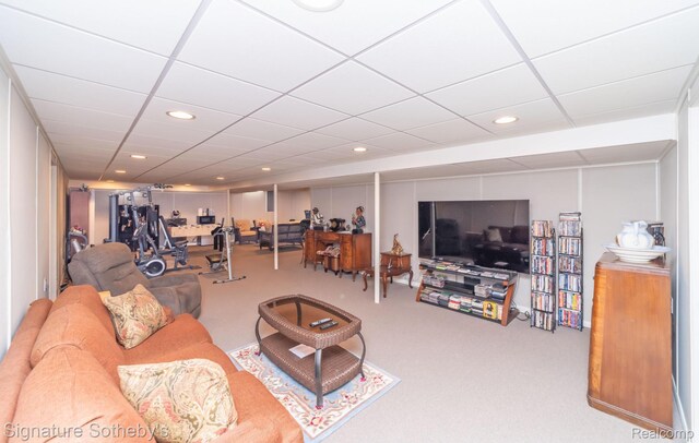 25759 Hunt Club Blvd, Farmington, MI 48335 - carpeted living room with a paneled ceiling and recessed lighting