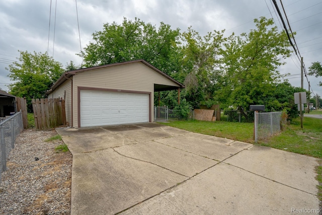 1005 Bacon St, Monroe, MI 48161