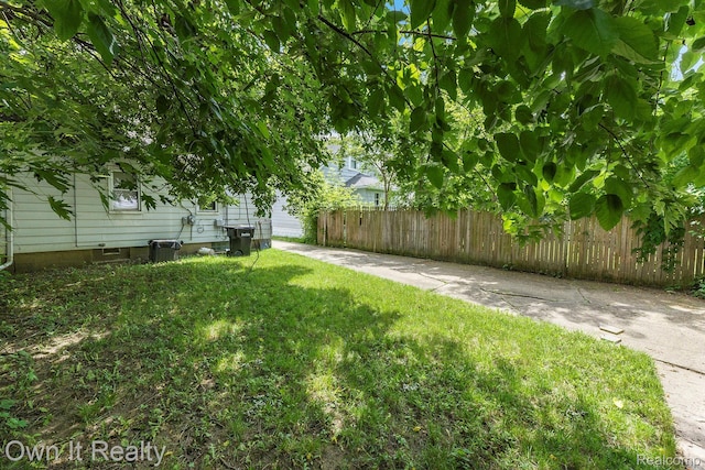 7291 Faust Ave, Westland, MI 48228 - view of yard
