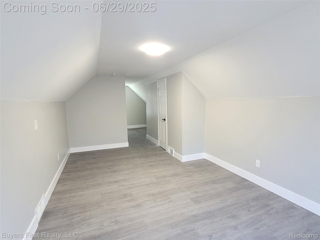 8710 Albany St, Oak Park, MI 48237 - photo 11
