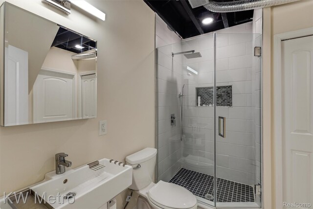 85 Hickory Dr, Troy, MI 48083 - full bathroom with a sink and a shower stall
