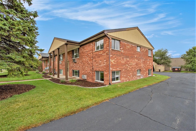 168 Valley Vista Dr SE, Lowell, MI 49331 - photo 2