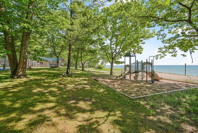 13035 N Forest Bch, Northport, MI 49670 - photo 59