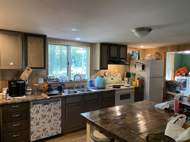 872 S Ransom Rd, White Cloud, MI 49349 - photo 4