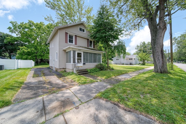 407 S Grinnell St, Jackson, MI 49203 - photo 1