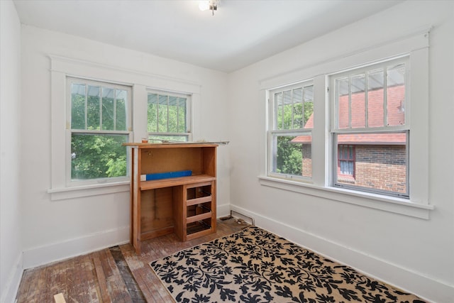 418 Main St, Battle Creek, MI 49014 - office with healthy amount of natural light and wood-type flooring