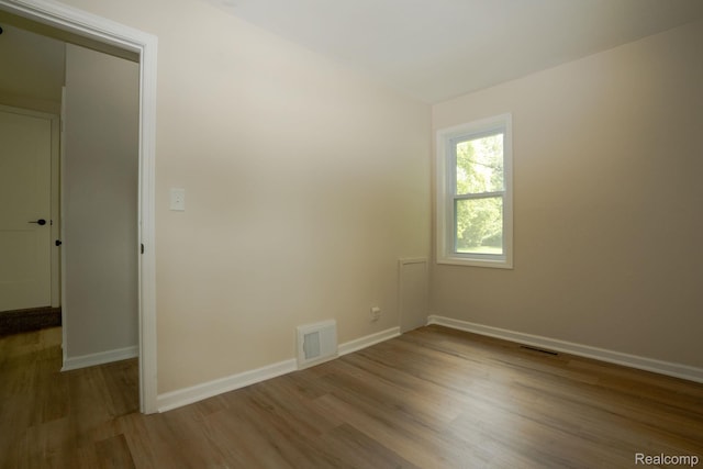 38488 Elmite St, Harrison Township, MI 48045 - photo 16