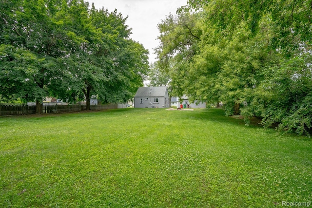 38488 Elmite St, Harrison Township, MI 48045 - photo 31