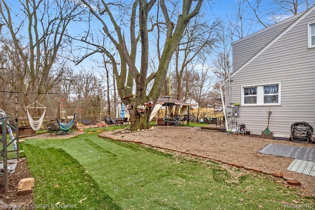 25021 Ecorse Rd, Taylor, MI 48180 - view of grassy yard