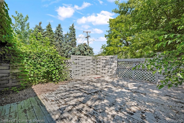 5620 Kaufman St, Dearborn Heights, MI 48125 - view of wooden deck