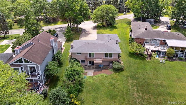 7262 Hatchery Rd, Waterford, MI 48327 - view from above of property