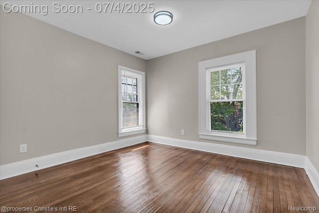 3801 Vicksburg St, Detroit, MI 48206 - spare room featuring hardwood / wood-style floors and baseboards