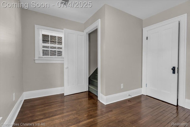 3801 Vicksburg St, Detroit, MI 48206 - unfurnished bedroom with wood finished floors and baseboards