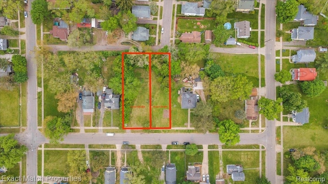 28 Stout St, Pontiac, MI 48341