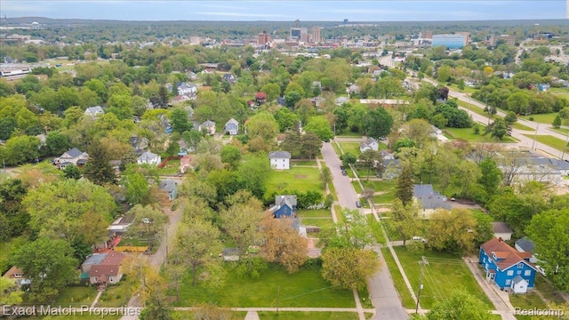 28 Stout St, Pontiac, MI 48341
