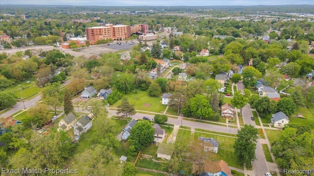 28 Stout St, Pontiac, MI 48341