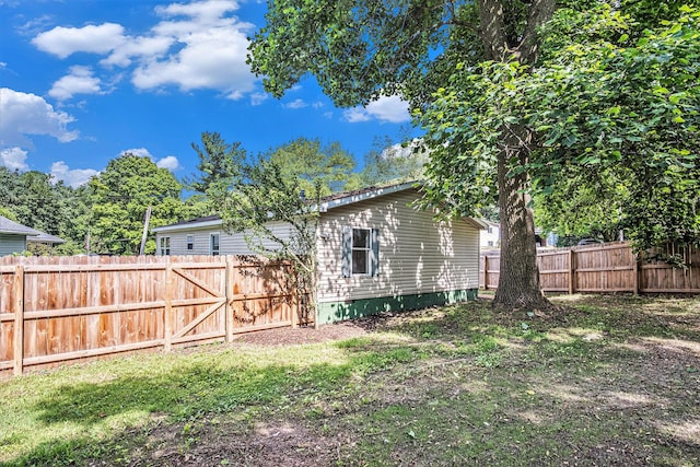 713 Maple Rd, Ionia, MI 48846 - view of fenced backyard