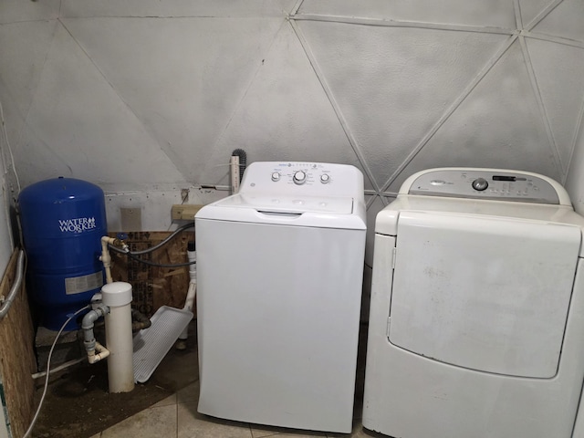 1236 Klink Rd, Tekonsha, MI 49092 - washroom featuring independent washer and dryer