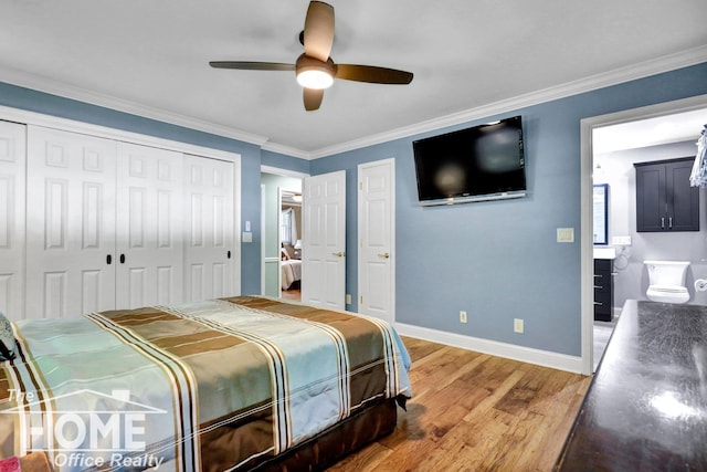 2367 Meadowdown Dr, Owosso, MI 48867 - bedroom with light wood-type flooring, a closet, ornamental molding, and a ceiling fan