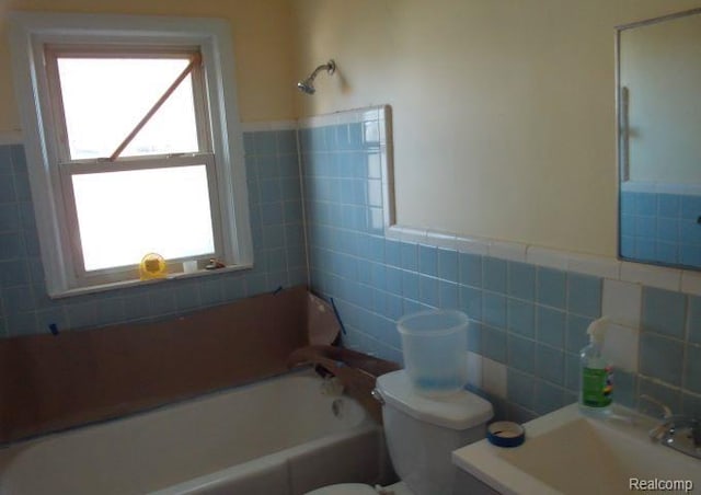 22825 Brittany Ave, Eastpointe, MI 48021 - photo 10