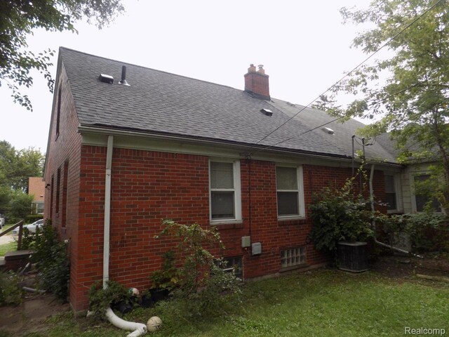 22825 Brittany Ave, Eastpointe, MI 48021 - photo 16